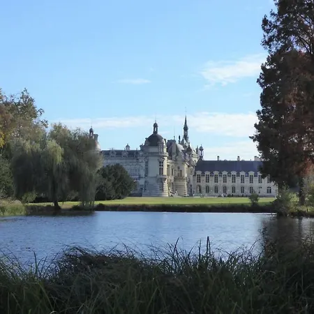Garden Chantilly